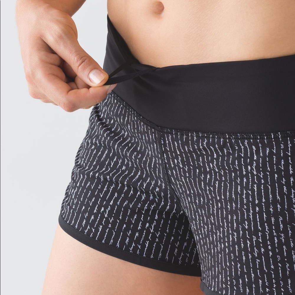 Speed Up Short 2.5’ Pinstripe Black/White